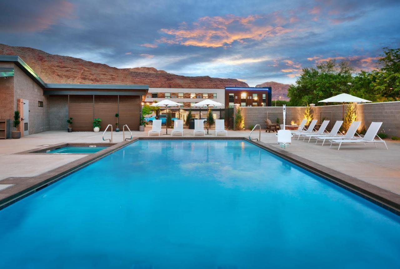 Gravity Haus Moab Hotel Ngoại thất bức ảnh